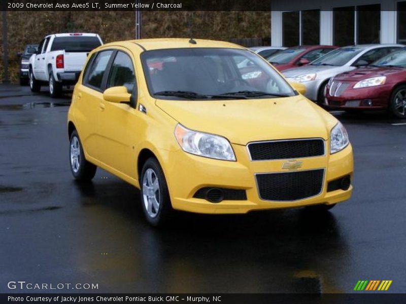 Summer Yellow / Charcoal 2009 Chevrolet Aveo Aveo5 LT