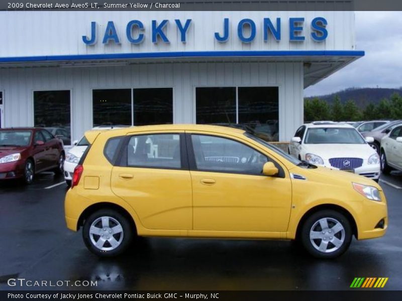 Summer Yellow / Charcoal 2009 Chevrolet Aveo Aveo5 LT