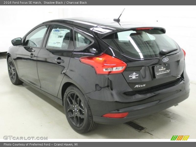 Shadow Black / Charcoal Black 2016 Ford Focus SE Hatch