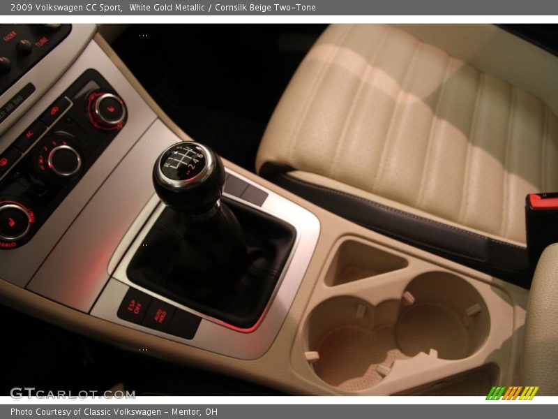 White Gold Metallic / Cornsilk Beige Two-Tone 2009 Volkswagen CC Sport