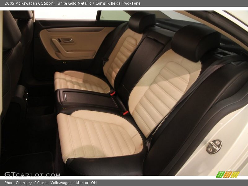 White Gold Metallic / Cornsilk Beige Two-Tone 2009 Volkswagen CC Sport