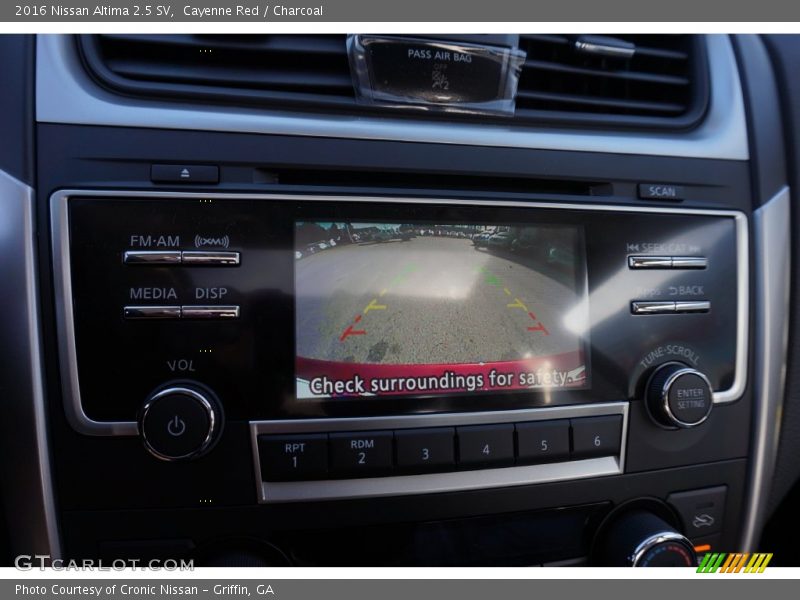 Cayenne Red / Charcoal 2016 Nissan Altima 2.5 SV
