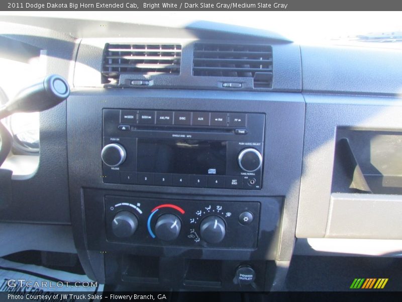 Bright White / Dark Slate Gray/Medium Slate Gray 2011 Dodge Dakota Big Horn Extended Cab