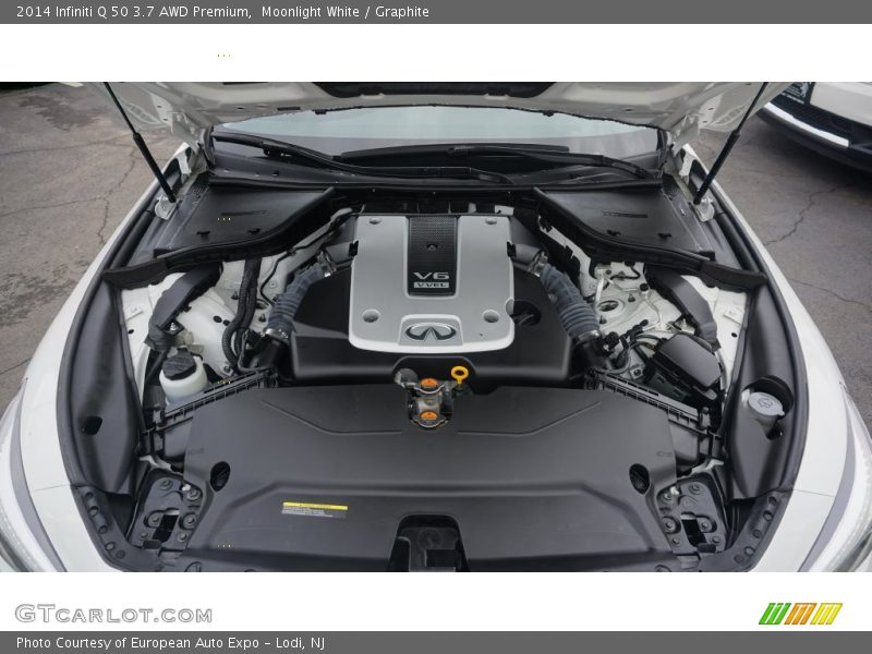 Moonlight White / Graphite 2014 Infiniti Q 50 3.7 AWD Premium