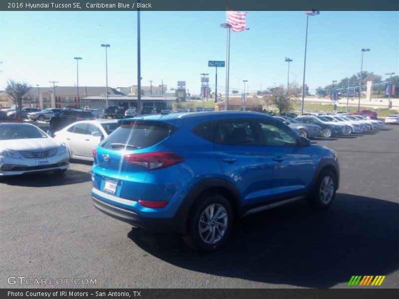 Caribbean Blue / Black 2016 Hyundai Tucson SE