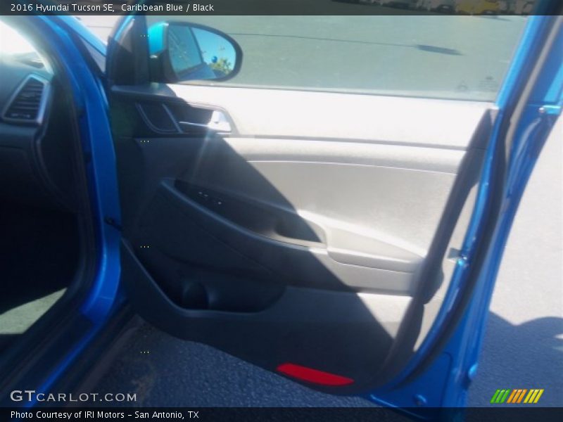 Caribbean Blue / Black 2016 Hyundai Tucson SE