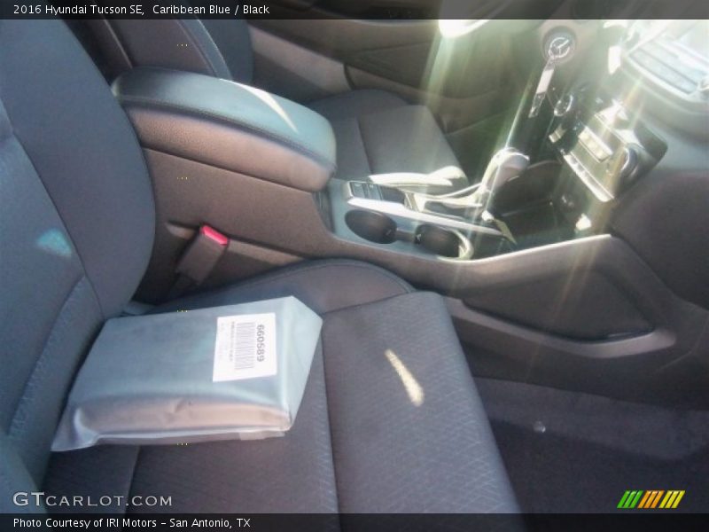 Caribbean Blue / Black 2016 Hyundai Tucson SE