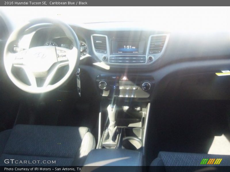 Caribbean Blue / Black 2016 Hyundai Tucson SE