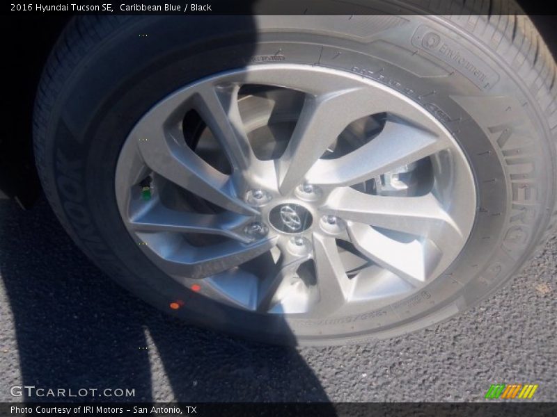 Caribbean Blue / Black 2016 Hyundai Tucson SE