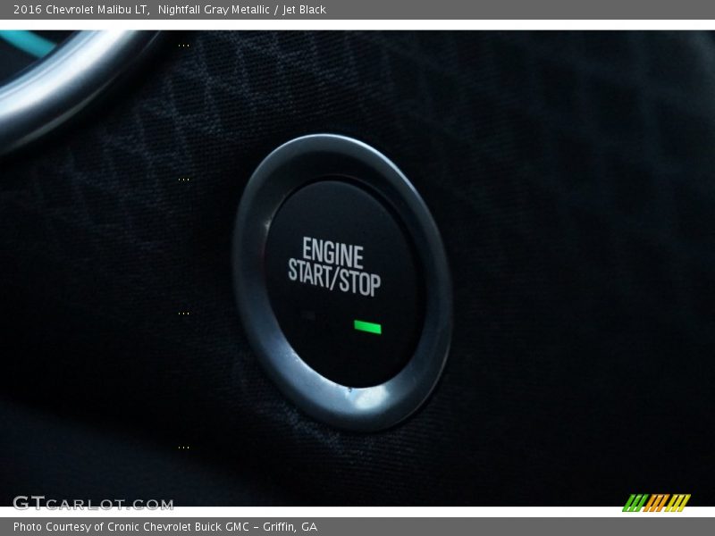 Controls of 2016 Malibu LT