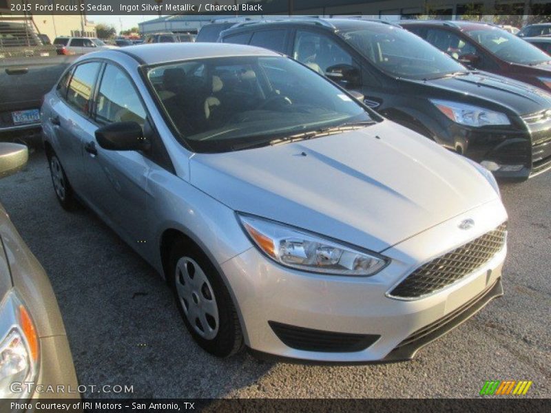 Ingot Silver Metallic / Charcoal Black 2015 Ford Focus S Sedan