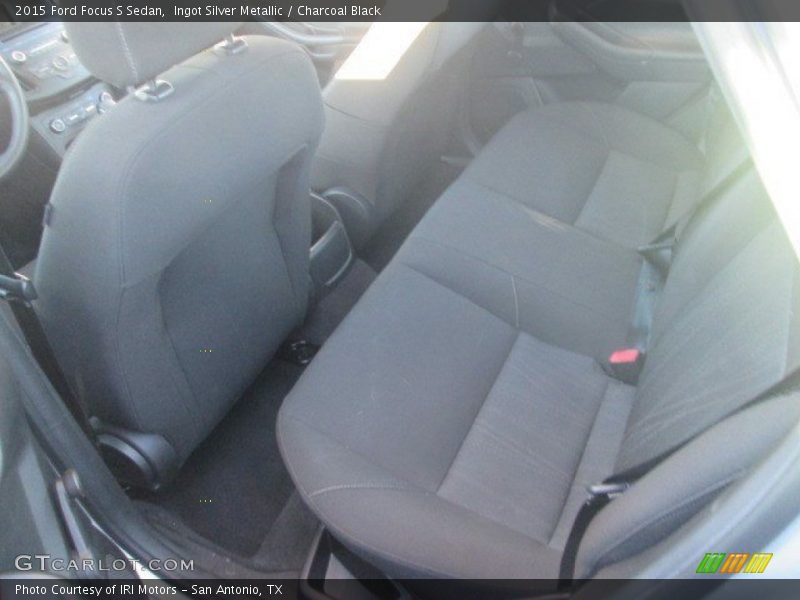 Ingot Silver Metallic / Charcoal Black 2015 Ford Focus S Sedan