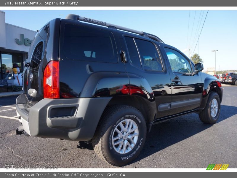 Super Black / Gray 2015 Nissan Xterra X