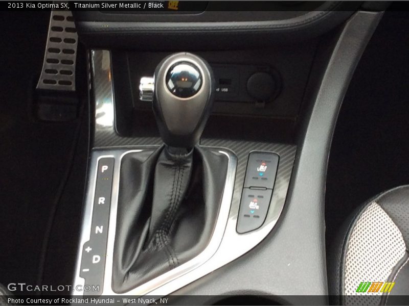 Titanium Silver Metallic / Black 2013 Kia Optima SX