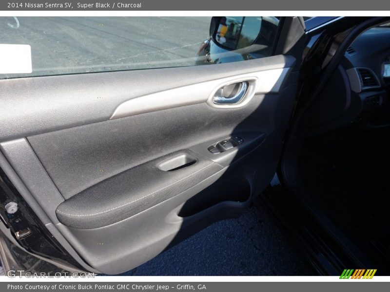 Super Black / Charcoal 2014 Nissan Sentra SV