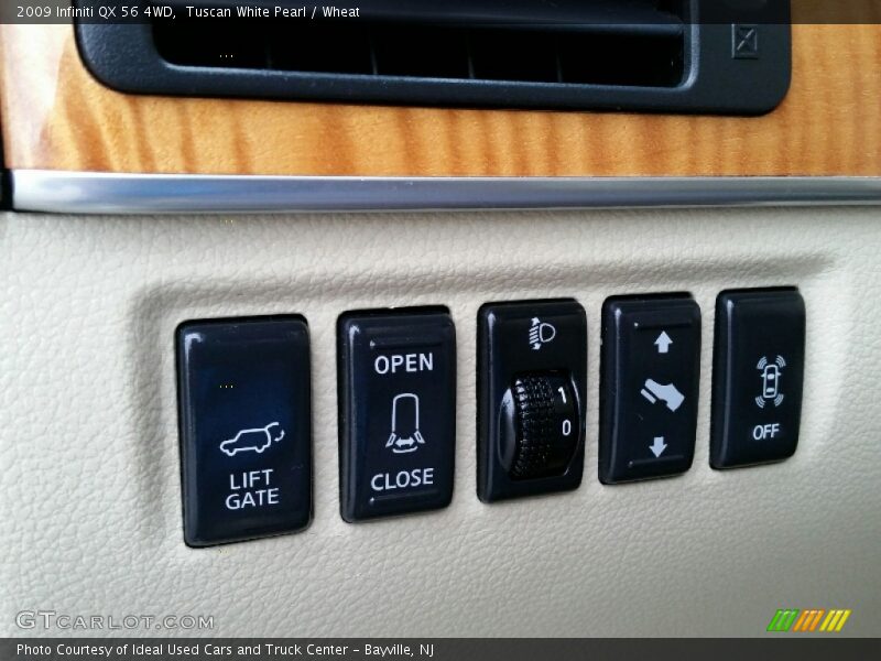 Controls of 2009 QX 56 4WD