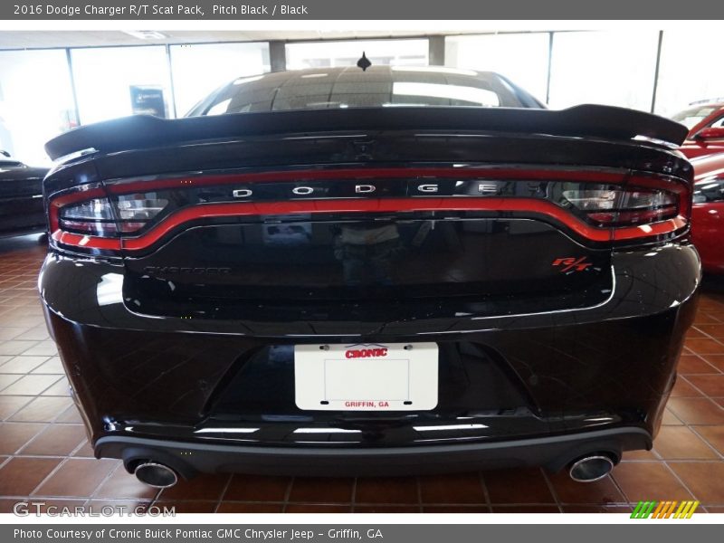 Pitch Black / Black 2016 Dodge Charger R/T Scat Pack