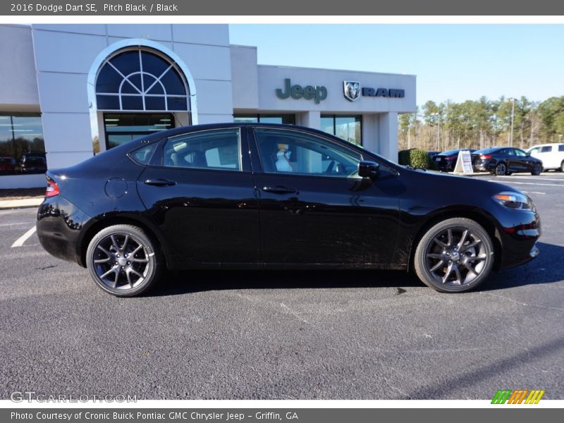Pitch Black / Black 2016 Dodge Dart SE