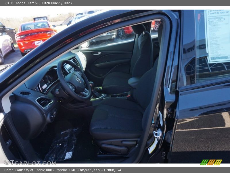 Pitch Black / Black 2016 Dodge Dart SE