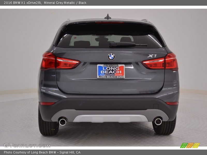 Mineral Grey Metallic / Black 2016 BMW X1 xDrive28i