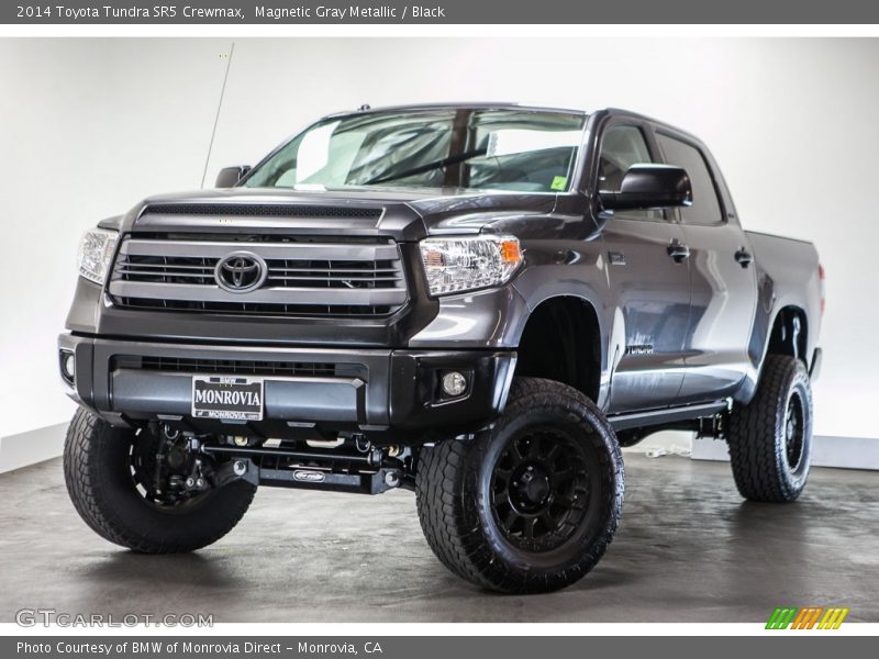 Magnetic Gray Metallic / Black 2014 Toyota Tundra SR5 Crewmax