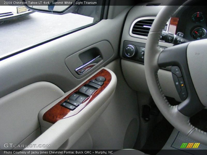 Summit White / Light Titanium 2009 Chevrolet Tahoe LT 4x4