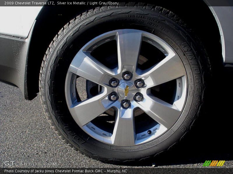 Silver Ice Metallic / Light Gray/Ebony 2009 Chevrolet Traverse LTZ
