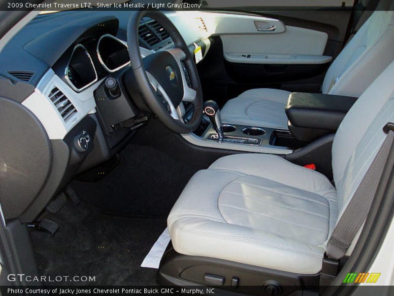 Silver Ice Metallic / Light Gray/Ebony 2009 Chevrolet Traverse LTZ