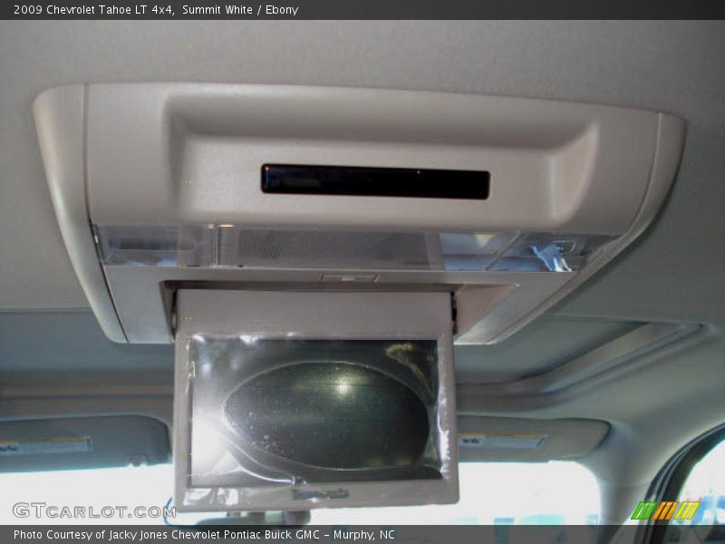 Summit White / Ebony 2009 Chevrolet Tahoe LT 4x4