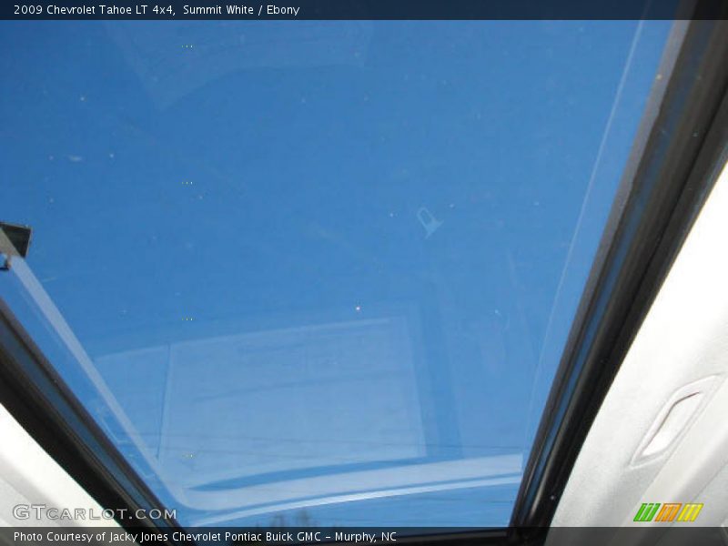 Summit White / Ebony 2009 Chevrolet Tahoe LT 4x4