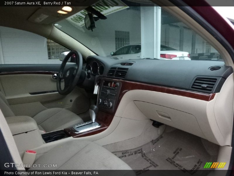 Berry Red / Tan 2007 Saturn Aura XE