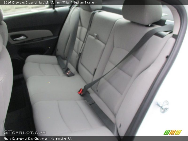 Summit White / Medium Titanium 2016 Chevrolet Cruze Limited LT