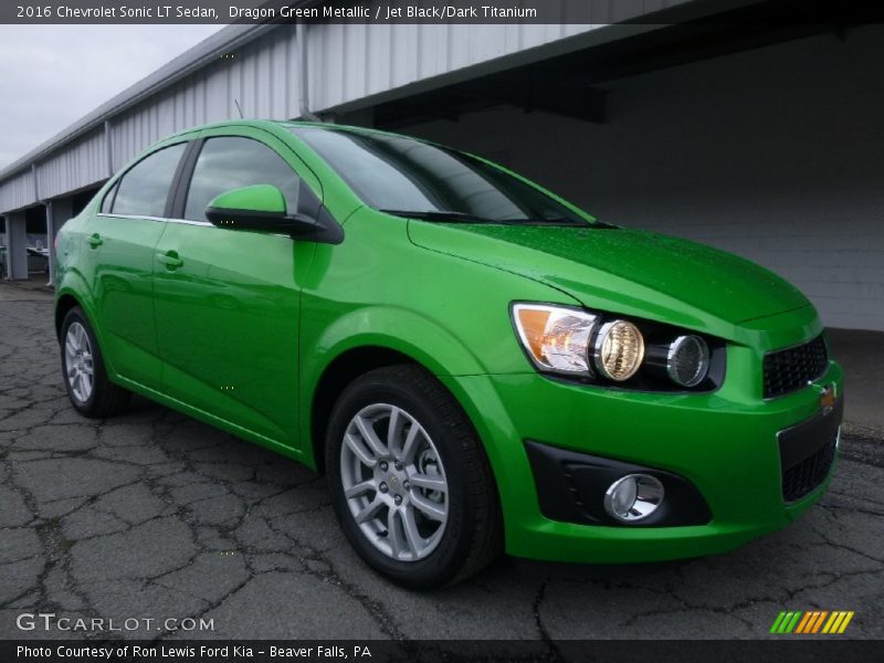 Front 3/4 View of 2016 Sonic LT Sedan