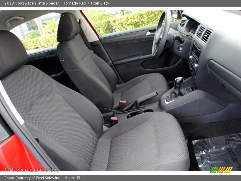 Tornado Red / Titan Black 2013 Volkswagen Jetta S Sedan