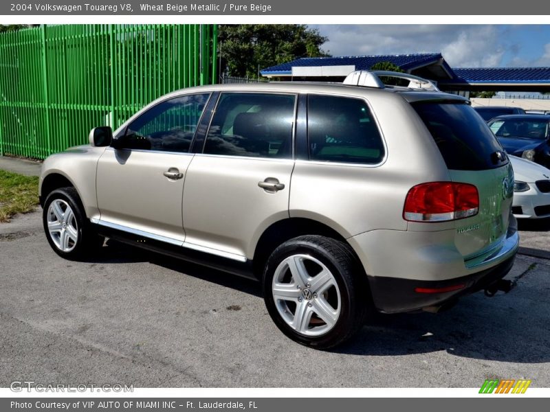 Wheat Beige Metallic / Pure Beige 2004 Volkswagen Touareg V8
