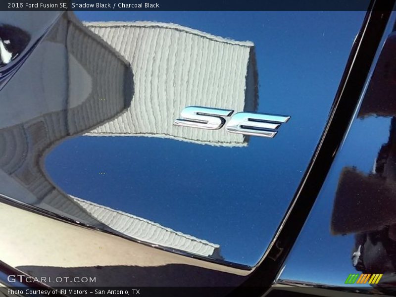 Shadow Black / Charcoal Black 2016 Ford Fusion SE