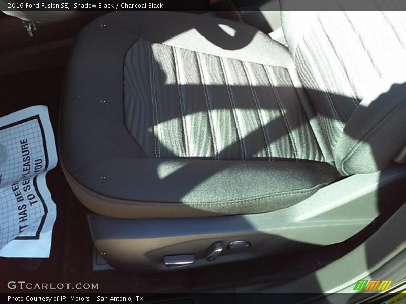 Shadow Black / Charcoal Black 2016 Ford Fusion SE