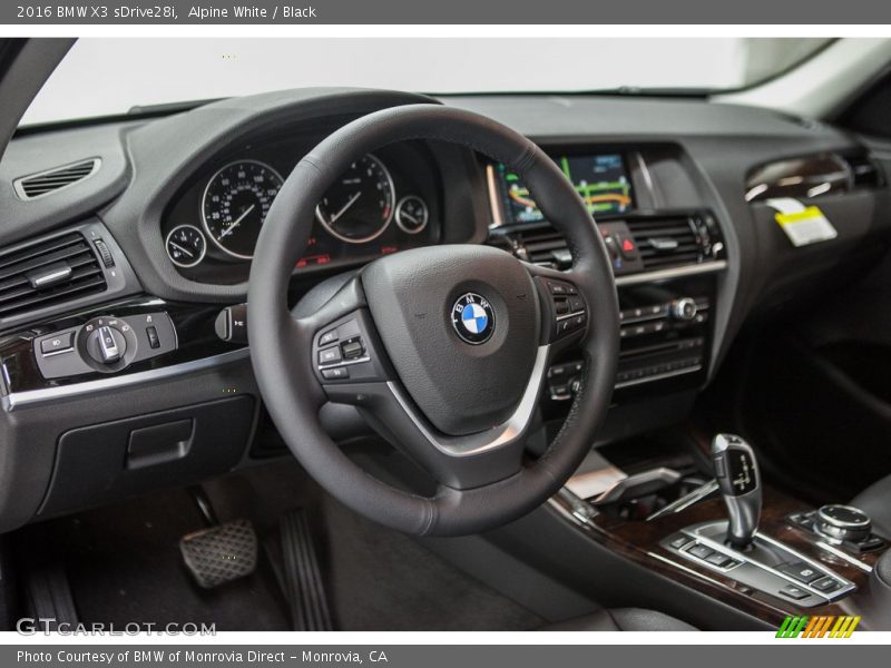 Alpine White / Black 2016 BMW X3 sDrive28i
