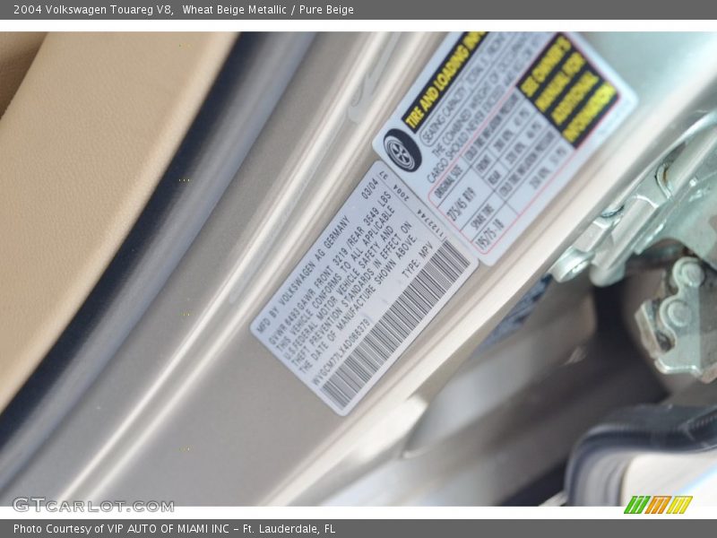 Wheat Beige Metallic / Pure Beige 2004 Volkswagen Touareg V8