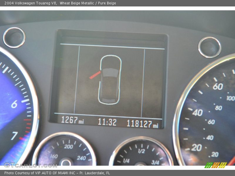Wheat Beige Metallic / Pure Beige 2004 Volkswagen Touareg V8