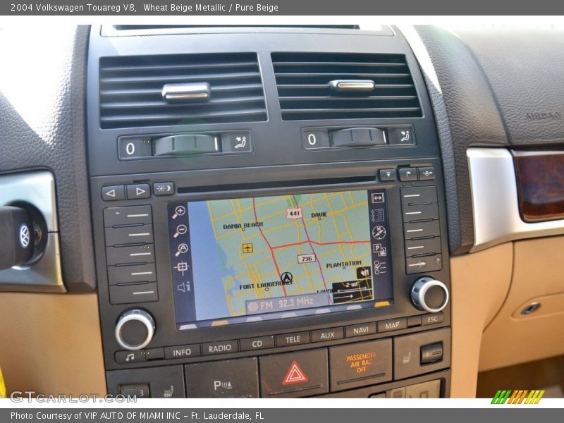 Wheat Beige Metallic / Pure Beige 2004 Volkswagen Touareg V8