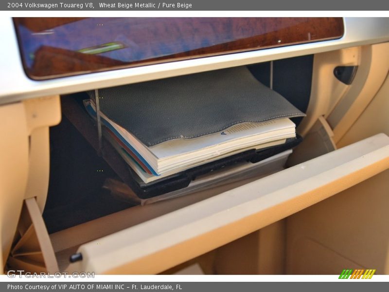 Wheat Beige Metallic / Pure Beige 2004 Volkswagen Touareg V8