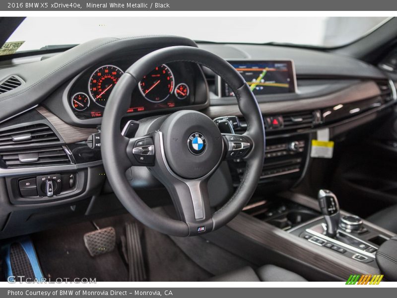 Mineral White Metallic / Black 2016 BMW X5 xDrive40e