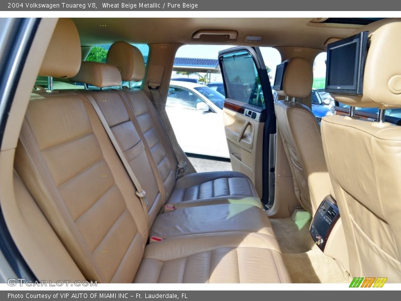 Wheat Beige Metallic / Pure Beige 2004 Volkswagen Touareg V8