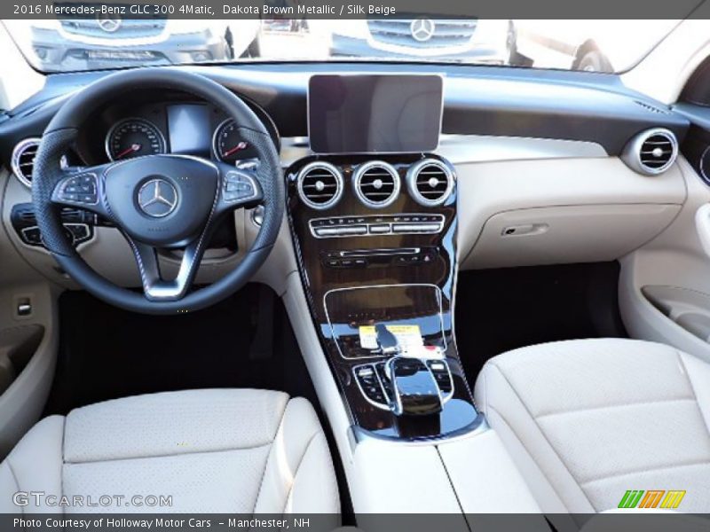 Silk Beige Interior - 2016 GLC 300 4Matic 