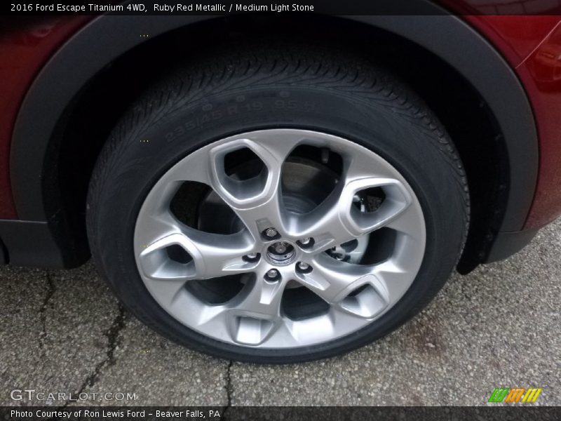  2016 Escape Titanium 4WD Wheel