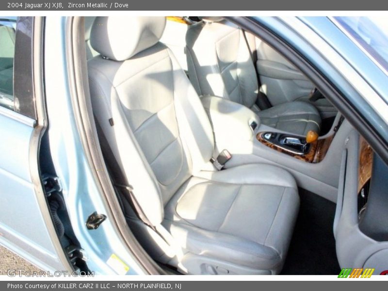 Zircon Metallic / Dove 2004 Jaguar XJ XJ8