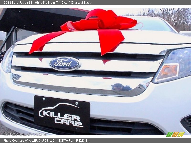 White Platinum Tri-Coat / Charcoal Black 2012 Ford Fusion SE