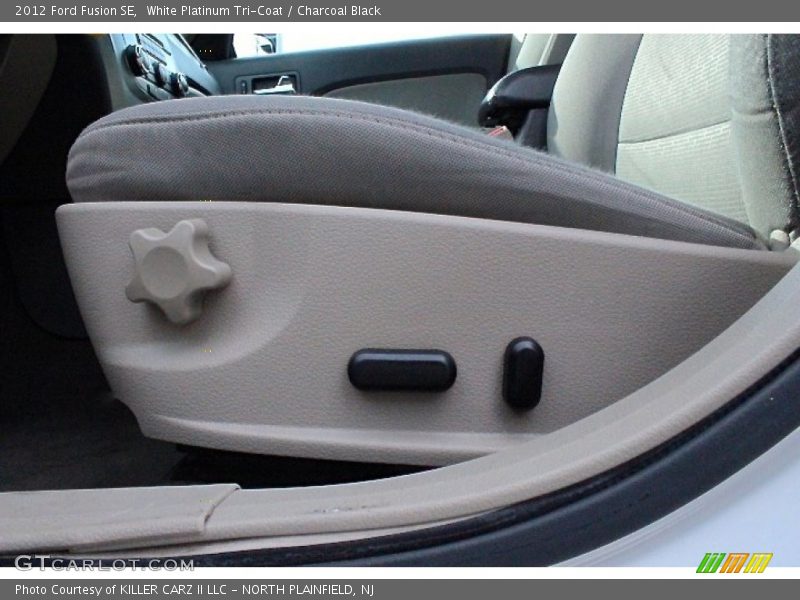 White Platinum Tri-Coat / Charcoal Black 2012 Ford Fusion SE