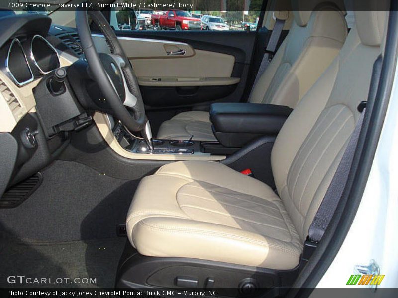 Summit White / Cashmere/Ebony 2009 Chevrolet Traverse LTZ